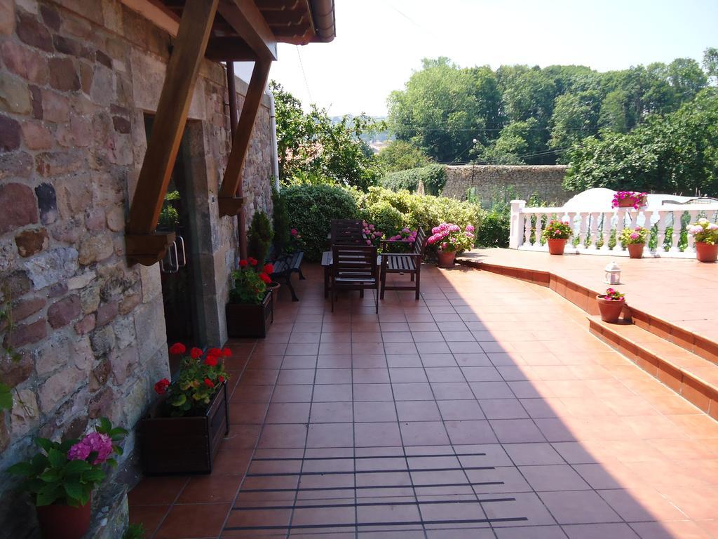 Montanes Hotell Santillana del Mar Exteriör bild
