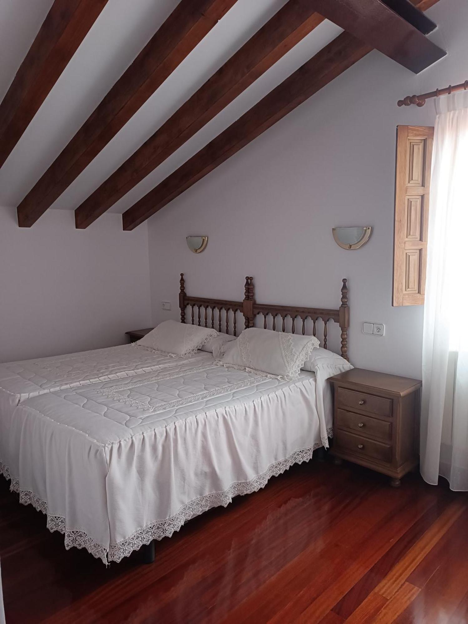 Montanes Hotell Santillana del Mar Exteriör bild
